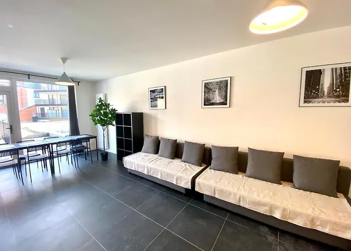Isabel Apartments